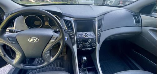 2012 Hyundai SONATA Hybrid Base