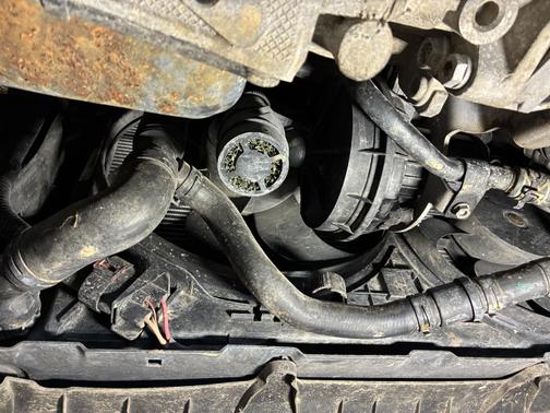 2008 Volkswagen R32 Base
