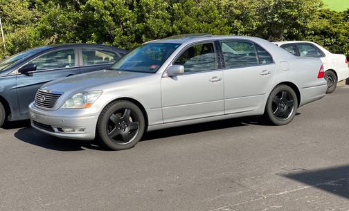 2005 Lexus LS 430 Base