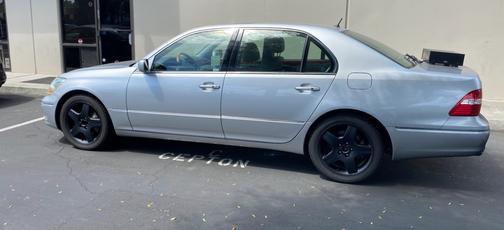 2005 Lexus LS 430 Base