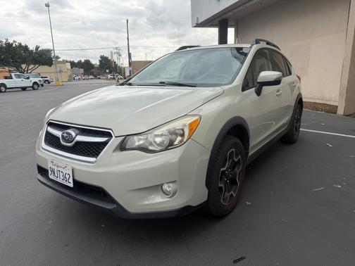 Green 2015 Subaru XV Crosstrek 2.0i Limited
