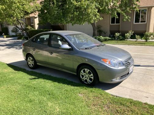 2010 Hyundai ELANTRA GLS