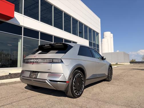 2023 Hyundai IONIQ 5 Limited