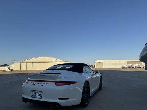 White 2014 Porsche 911 911 Carrera 4S Cabriolet