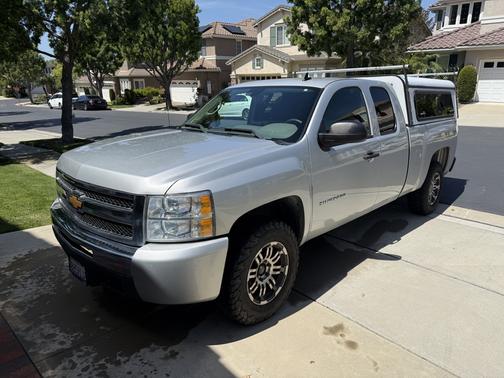 Silver 2011 Chevrolet Silverado 1500 LS