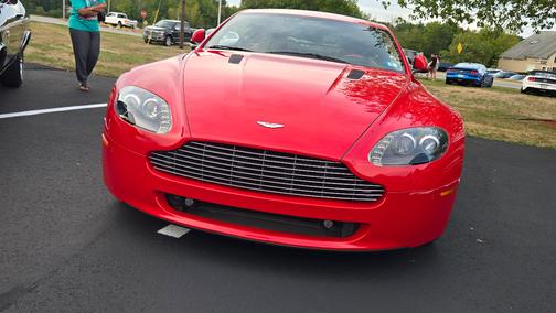 2009 Aston Martin V8 Vantage Base