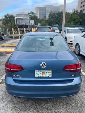 Blue 2016 Volkswagen Jetta 1.4T S