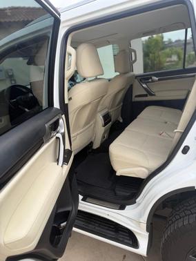 White 2022 Lexus GX 460 Premium