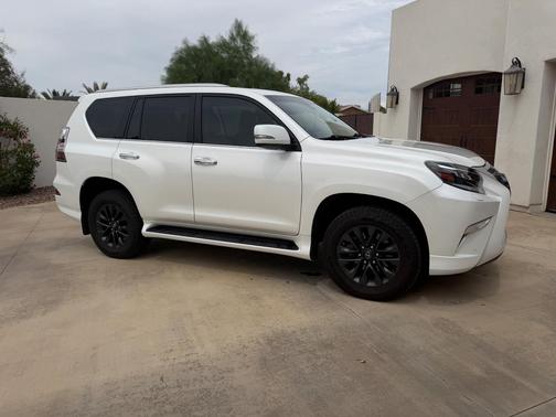 White 2022 Lexus GX 460 Premium