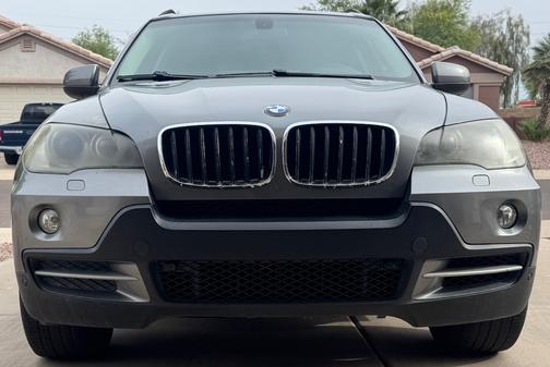 Gray 2008 BMW X5 4.8i