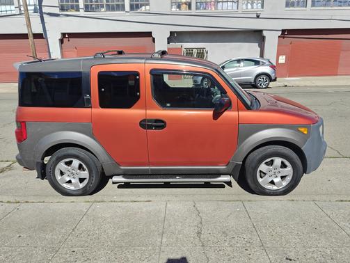 2004 Honda Element EX