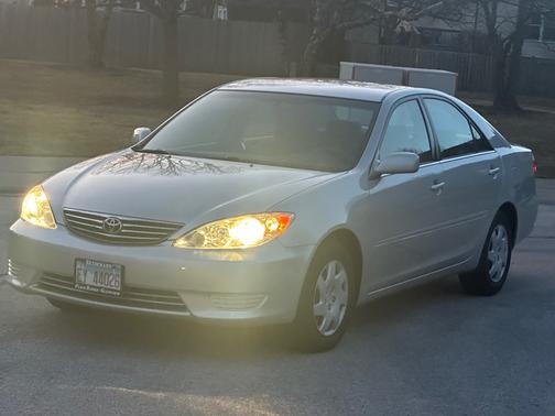 2006 Toyota Camry LE
