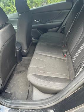 Black 2021 Hyundai ELANTRA SEL