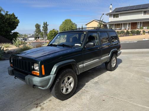 2001 Jeep Cherokee Sport 4WD
