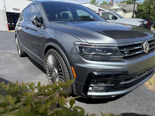 Silver 2019 Volkswagen Tiguan 2.0T SEL Premium R-Line