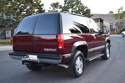 Brown 1999 Chevrolet Tahoe Base