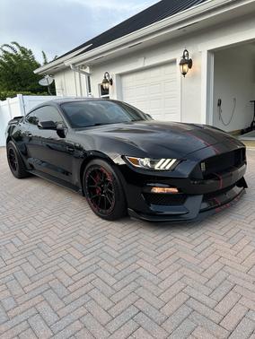 2020 Ford Shelby GT350 Base