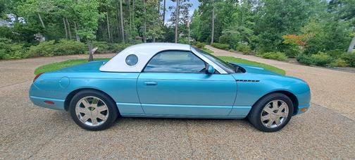 Blue 2002 Ford Thunderbird Deluxe
