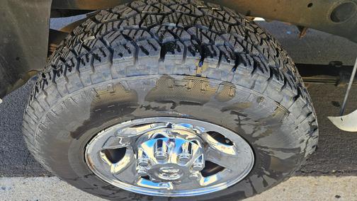 2006 Dodge Ram 2500 SLT Mega Cab