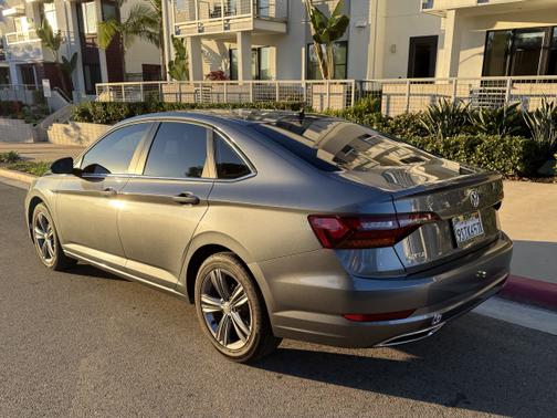 2019 Volkswagen Jetta 1.4T R-Line