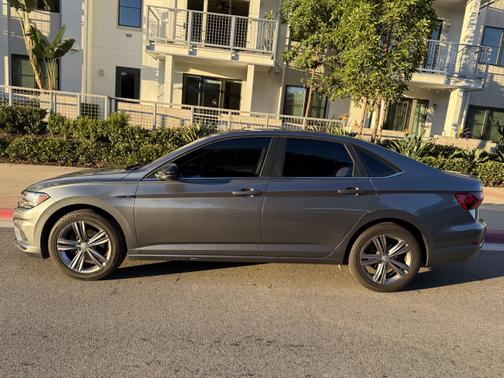 2019 Volkswagen Jetta 1.4T R-Line