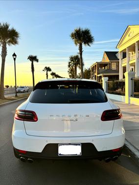 2018 Porsche Macan Macan S