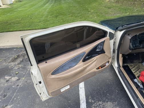 1997 Ford Thunderbird LX