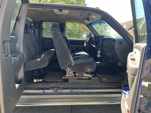 Blue 2002 Chevrolet Silverado 3500 LS Extended Cab