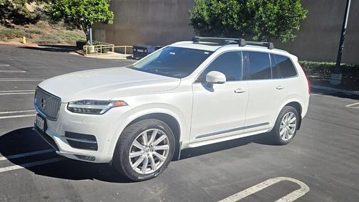 White 2017 Volvo XC90 T6 Inscription
