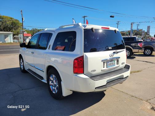 2006 INFINITI QX56 Base