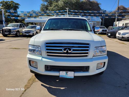 2006 INFINITI QX56 Base