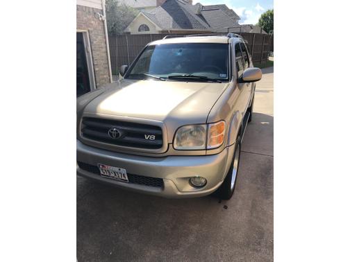 2004 Toyota Sequoia SR5