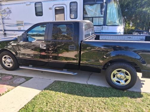 2008 Ford F-150 XLT SuperCrew