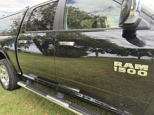 2016 RAM 1500 Laramie