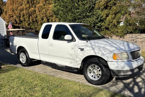 2003 Ford F-150 Lariat SuperCab