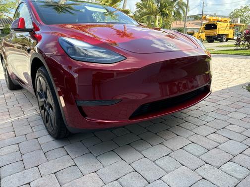 2025 Tesla Model Y Long Range RWD