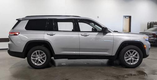 2021 Jeep Grand Cherokee L Laredo