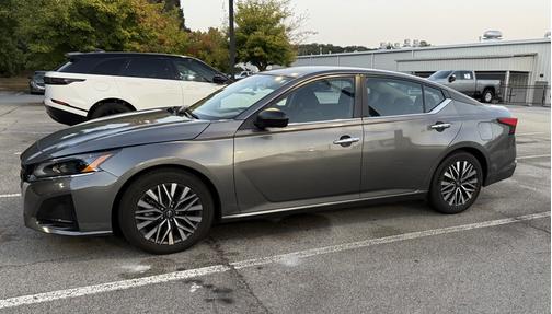2024 Nissan Altima 2.5 SV
