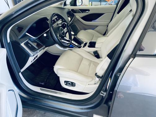 Photo 2 of 3 of 2019 Jaguar I-PACE First Edition