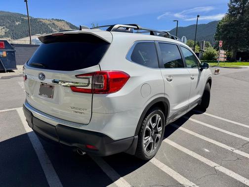 White 2023 Subaru Ascent Limited 8-Passenger