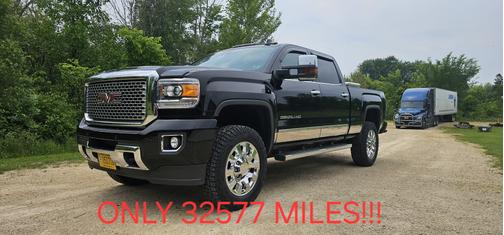 2015 GMC Sierra 2500 Denali