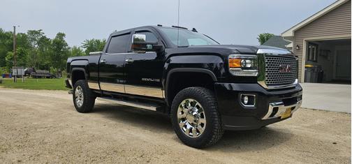 2015 GMC Sierra 2500 Denali