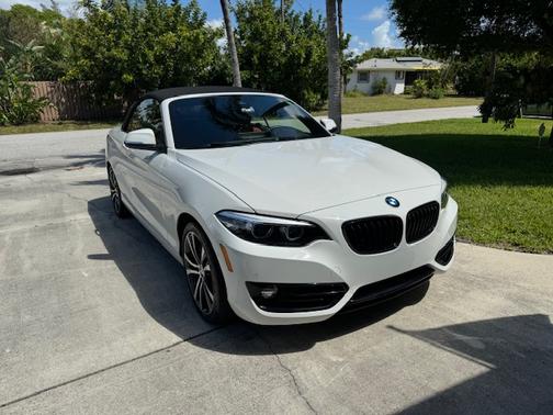2021 BMW 230 i