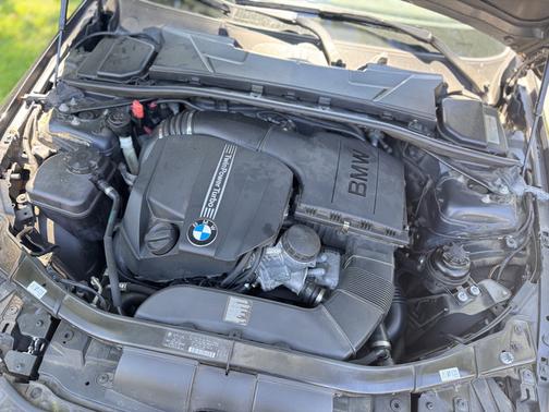 2012 BMW 335 i