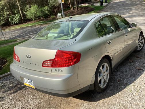 2004 INFINITI G35 Base