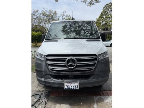 2020 Mercedes-Benz Sprinter 2500 Standard Roof