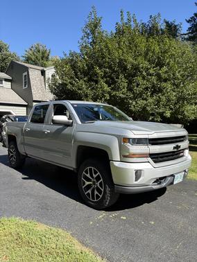 Silver 2017 Chevrolet Silverado 1500 2LT