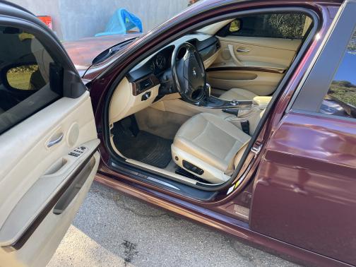 2009 BMW 328 i