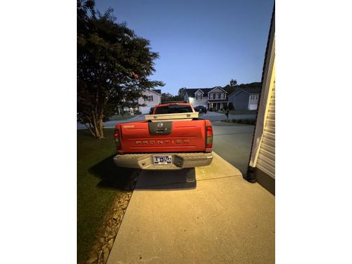 2003 Nissan Frontier XE Crew Cab