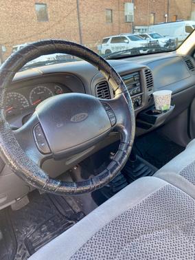 1999 Ford F-150 Base